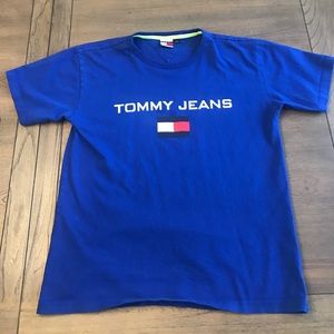 TOMMY JEANS BLUE T